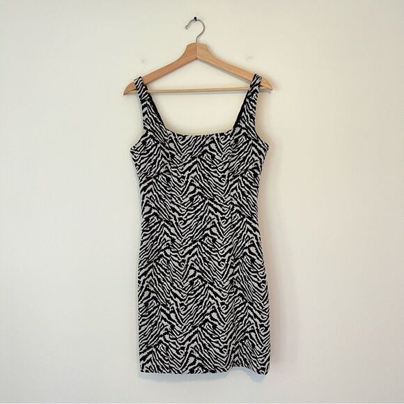 Banana Republic Sloan Zebra Print Square Neck Stretch Sheath Dress Size 6 - Picture 2 of 9